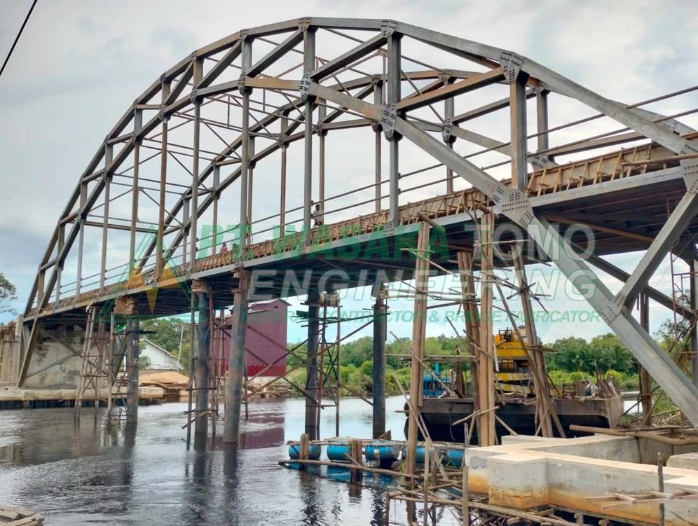 Proyek Jembatan rangka pelengkung bentang B60 Meter - Rangka Jembatan - Wasaka Tomo Engineering