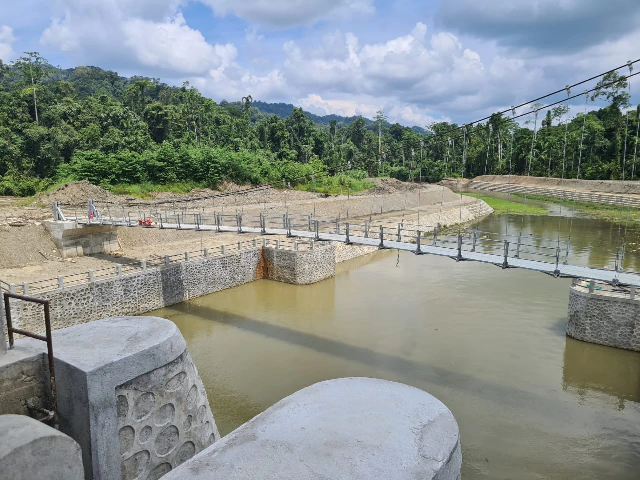 Proyek Jembatan Gantung Asimetris 60 meter - Rangka Jembatan - Wasaka Tomo Engineering