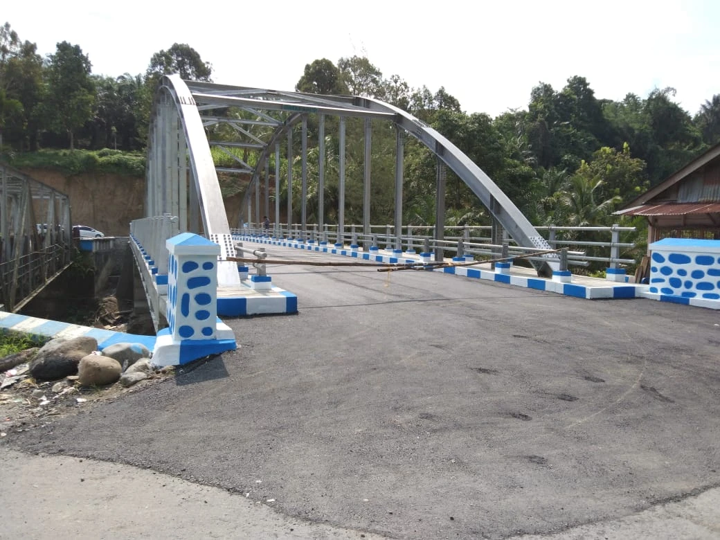 Proyek  Jembatan Rangka Pelengkung B42 - Rangka Jembatan - Wasaka Tomo Engineering